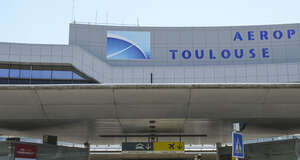 Aeropuerto Toulouse · Delvalle Box
