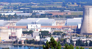 La Centrale Nucléaire du Tricastin · Delvalle Box