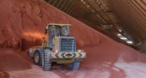 Seguridad sísmica y fiabilidad eléctrica en almacén de potasa roja (Jordania) · Delvalle Box