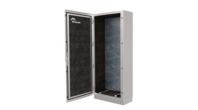 Stainless Steel Free-Standing Enclosure IP66 · Delvalle Box