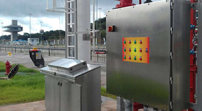 Caja Eléctrica IP67 Inox Mural Luxor · Delvalle Box